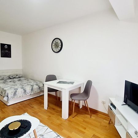 Kralj Studio Jagodina Kültér fotó